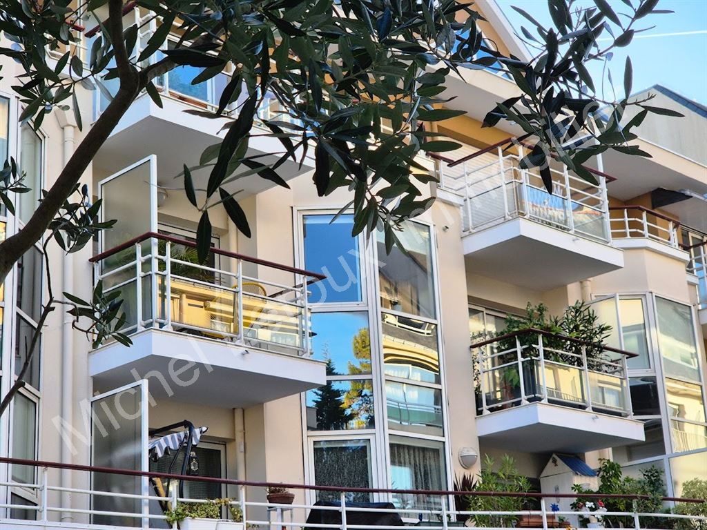 APPARTEMENT - PORNICHET