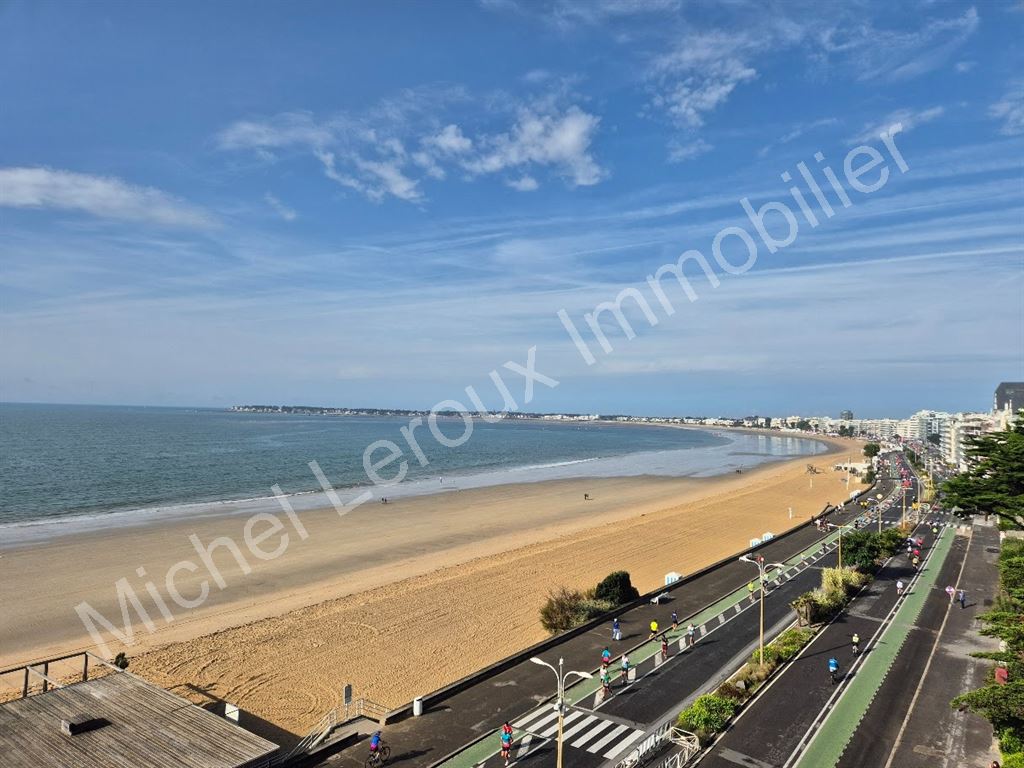 APPARTEMENT - LA BAULE